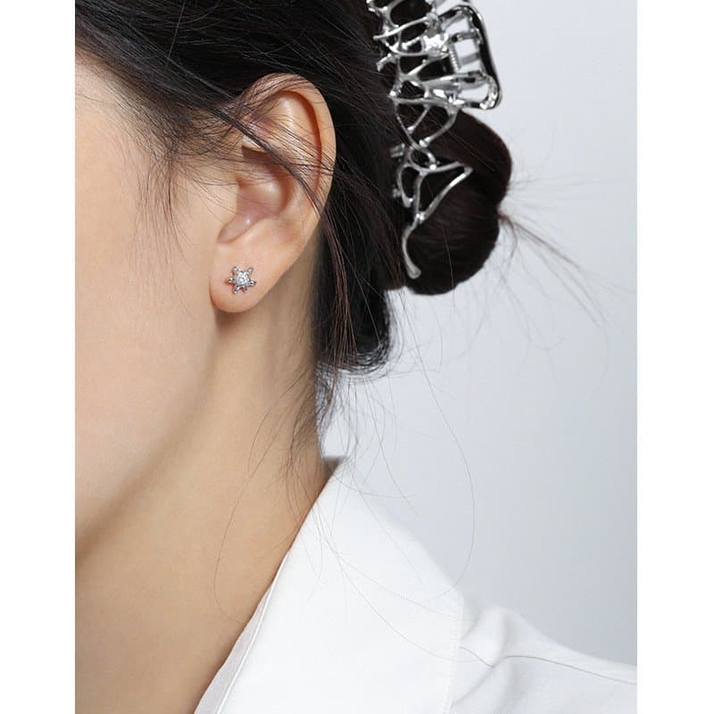 Mini CZ Starfish 925 Sterling Silver Stud Earrings