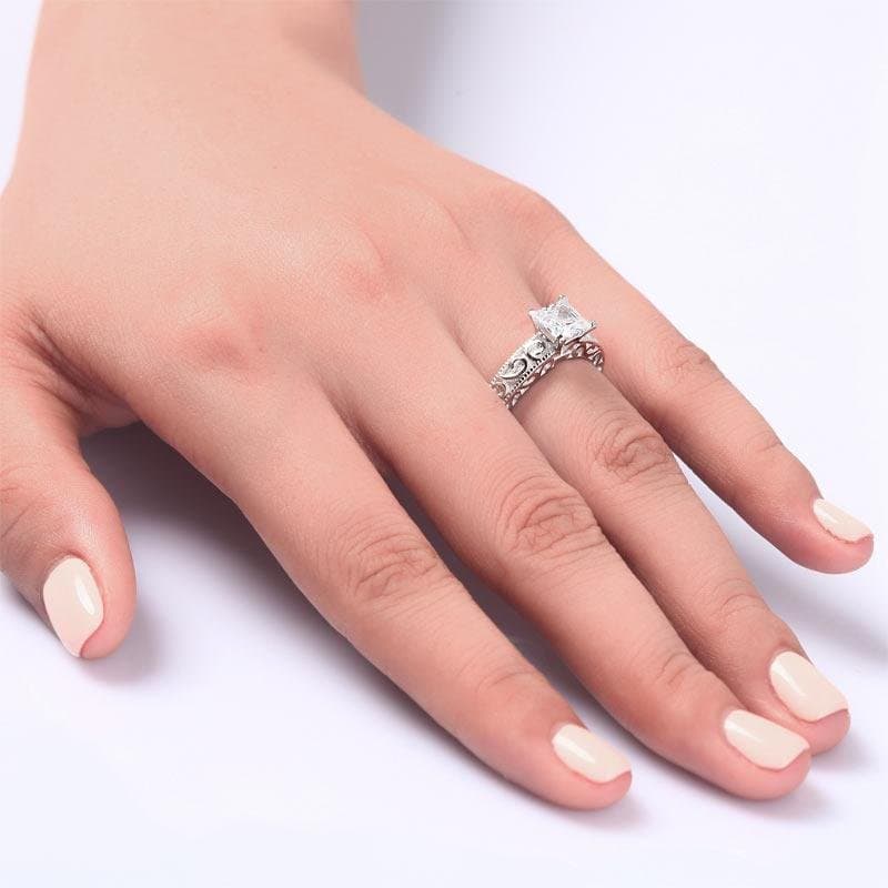 Vintage Style 1 Carat Created Diamond Ring