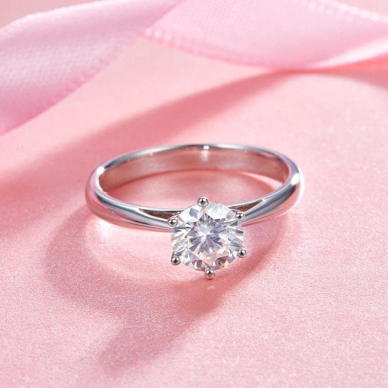 1 Carat Moissanite Diamond Classic 6 Claws Engagement