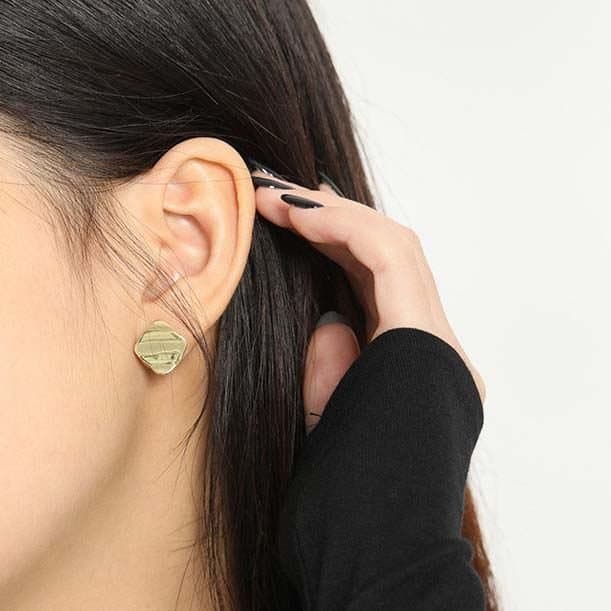 Geometric Wave 925 Sterling Silver Stud Earrings