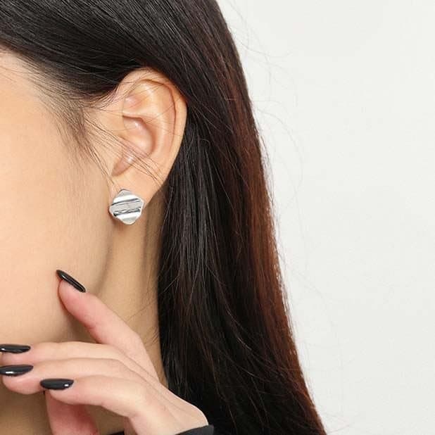 Geometric Wave 925 Sterling Silver Stud Earrings