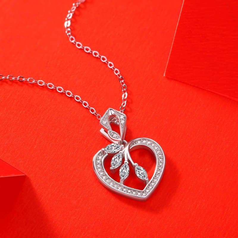 Moissanite Hollow Heart Leaves 925 Sterling Silver Necklace