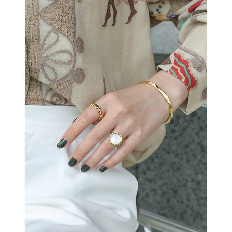 Geometric Round Mother of Shell 925 Sterling Silver Adjustable Ring