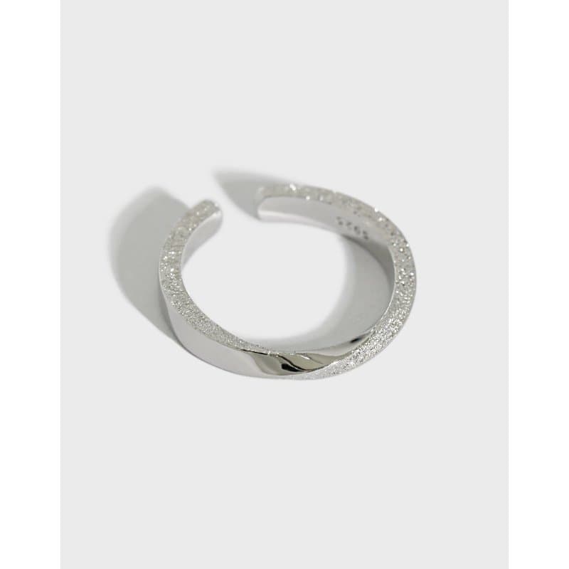 Mobius Circle 925 Sterling Silver Adjustable Ring