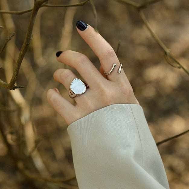 Irregular Round Shell 925 Sterling Silver Adjustable Ring