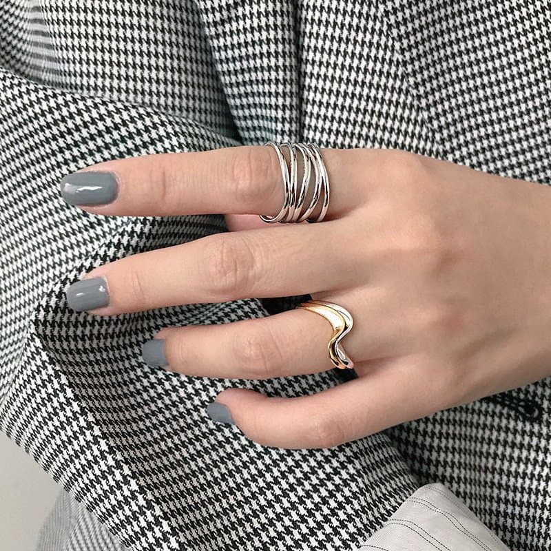 Elegant Wave 925 Sterling Silver Adjustable Ring