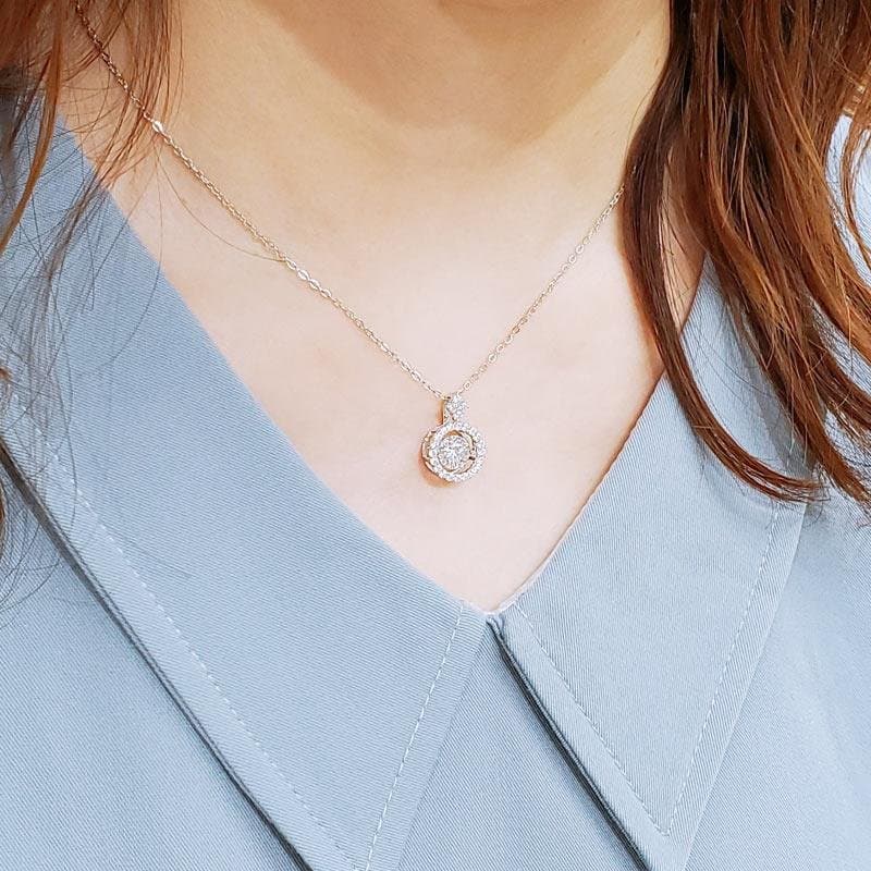1 Carat Moissanite Diamond Dancing Stone Necklace
