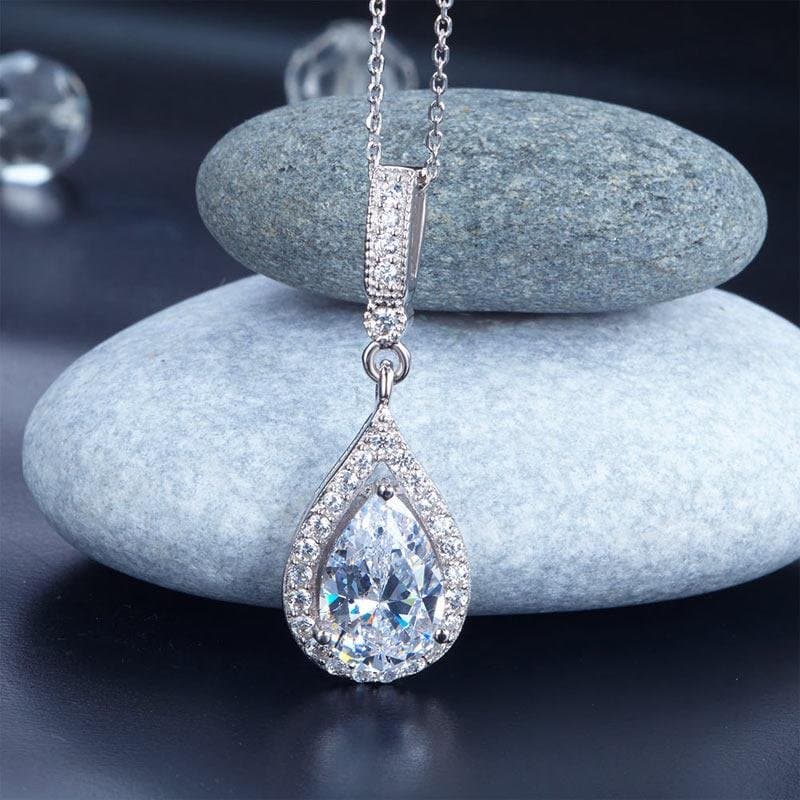 Tear Drop Pendant Necklace