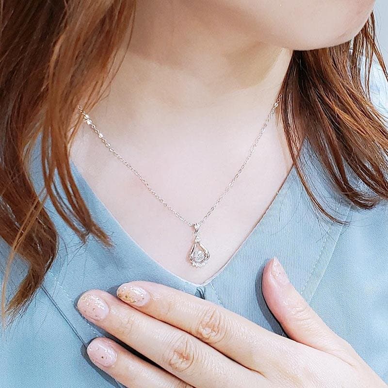 Dancing Stone 0.5 Carat Moissanite Diamond Necklace