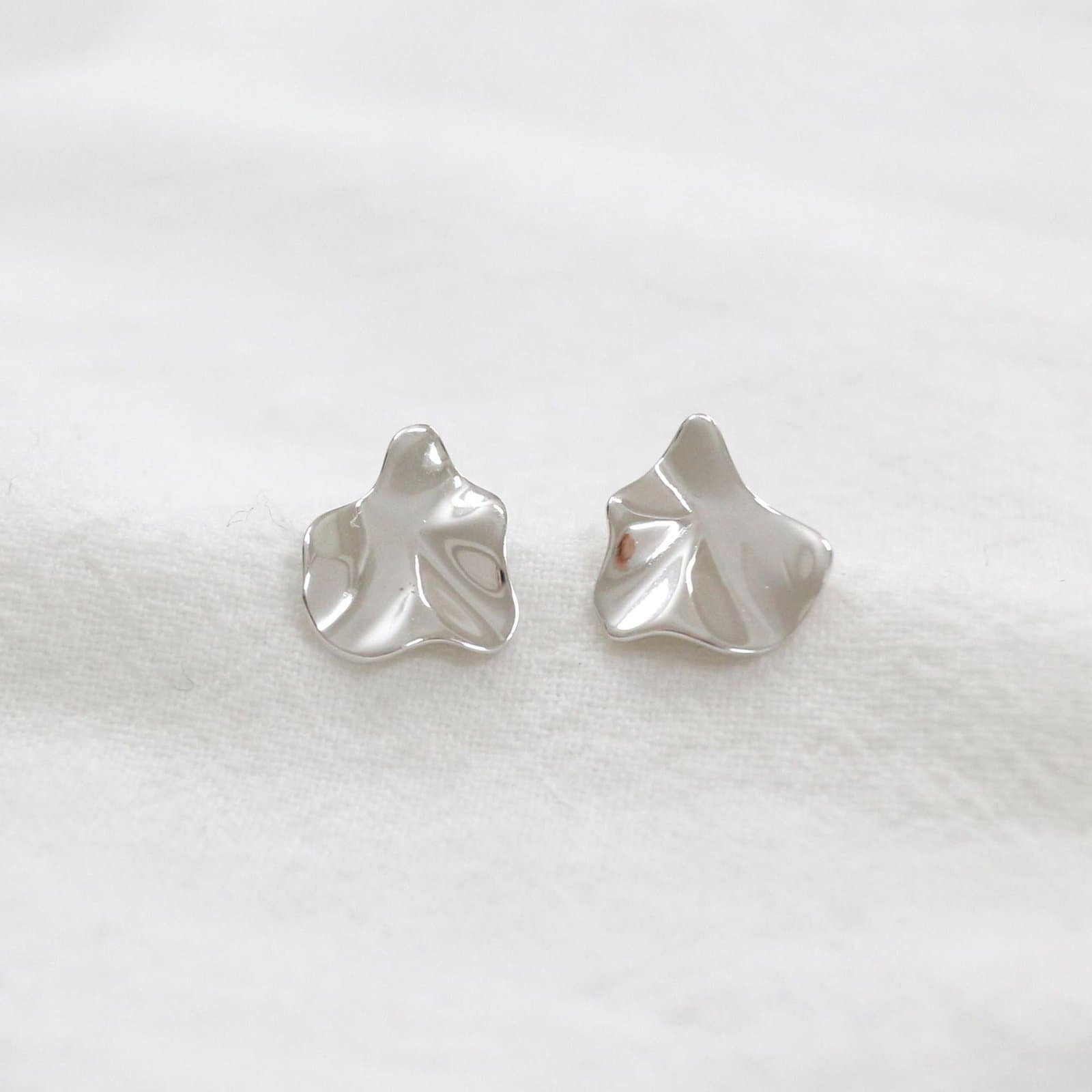 Asymmetric Leaves 925 Sterling Silver Studs Earrings