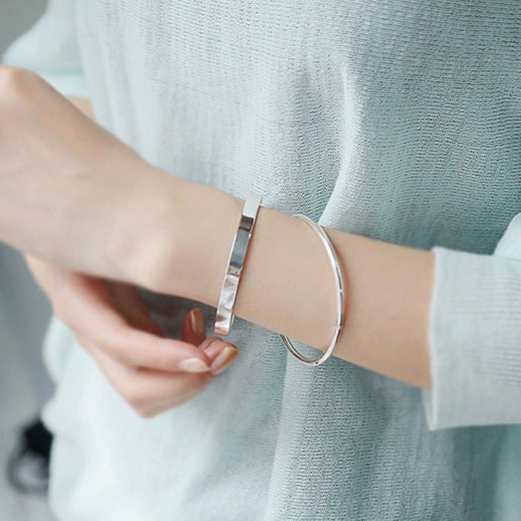 Smooth Surface 925 Sterling Silver Bangle