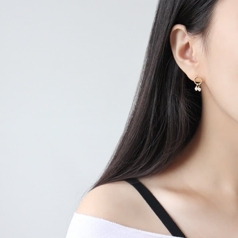Asymmetric Shell Pearls Green CZ 925 Sterling Silver Stud Earrings