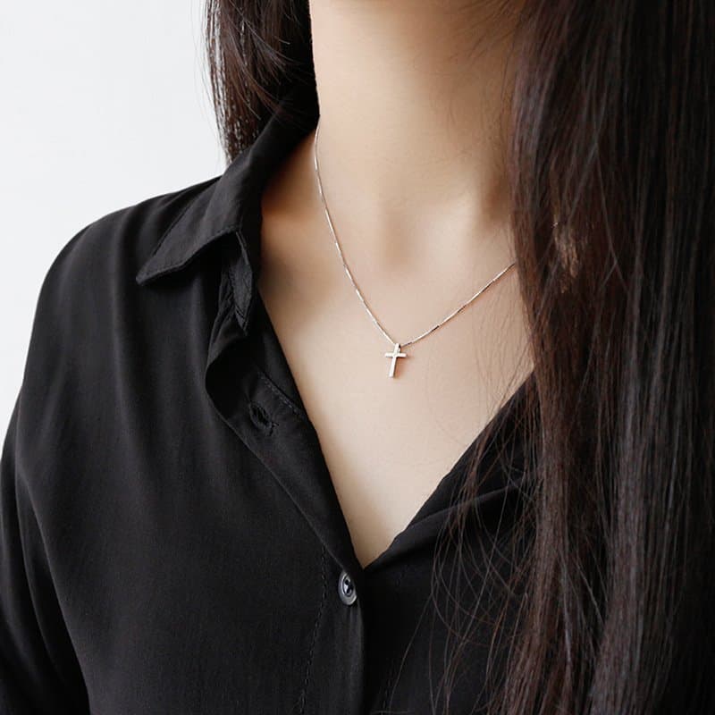 Classic Cross 925 Sterling Silver Necklace