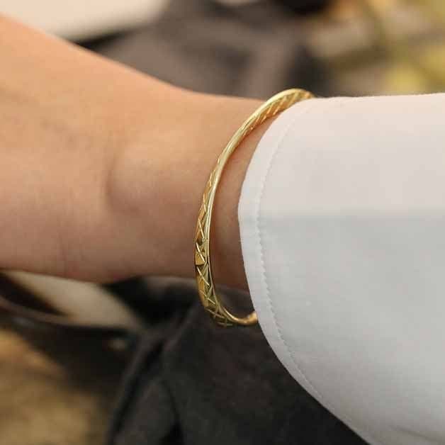 Geometric Diamond Check 925 Sterling Silver Open Bangle
