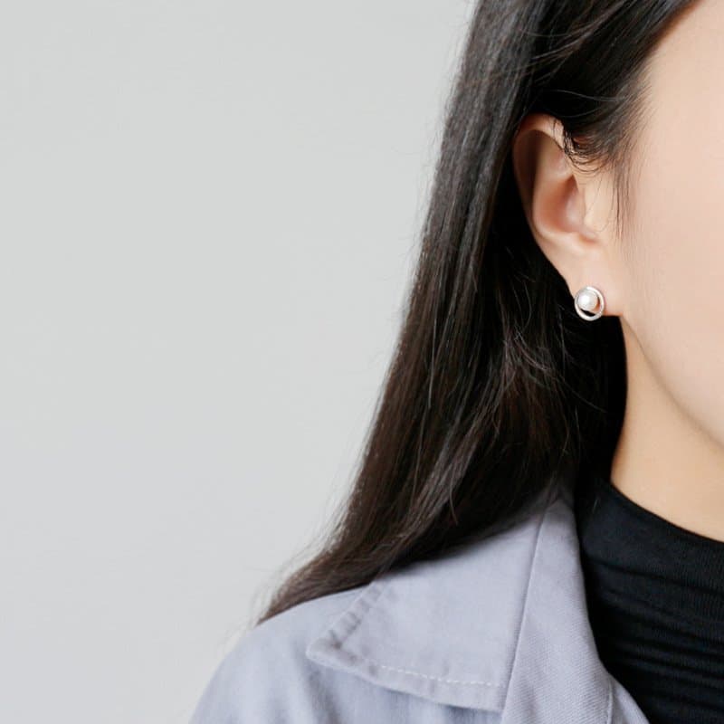 Geometric Hollow Circle Round Natural Pearl 925 Sterling Silver Stud Earrings