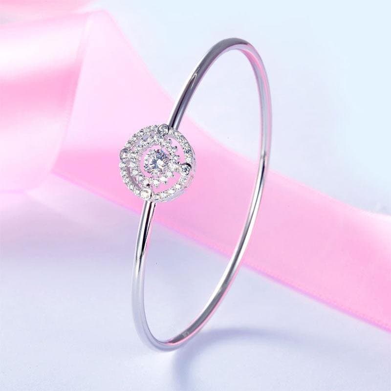 Halo Dancing Stone Bangle