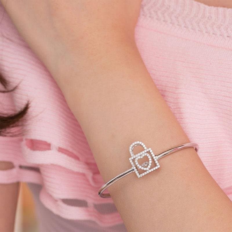 Heart Lock Dancing Stone Bangle
