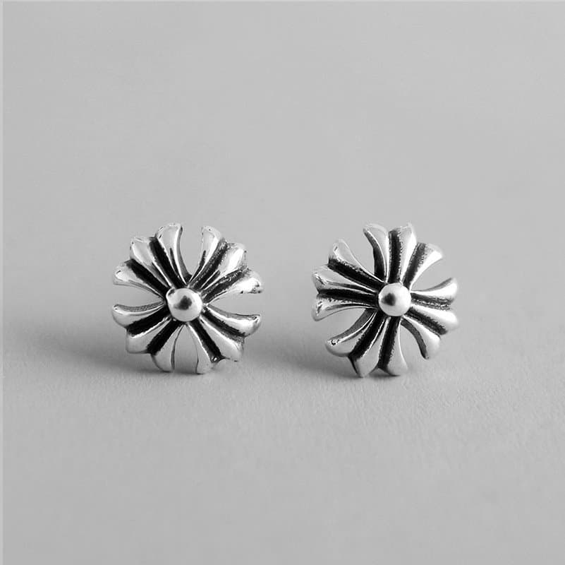 Vintage Flower 925 Sterling Silver Stud Earrings