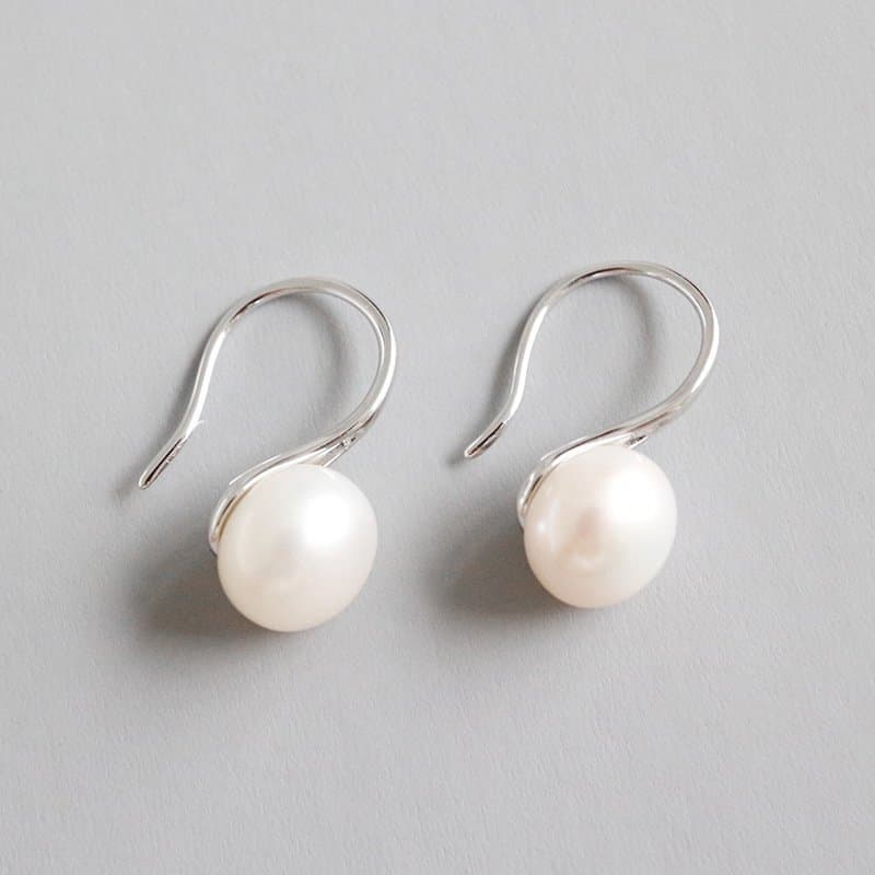 Round Natural Pearl 925 Sterling Silver Dangling Earrings
