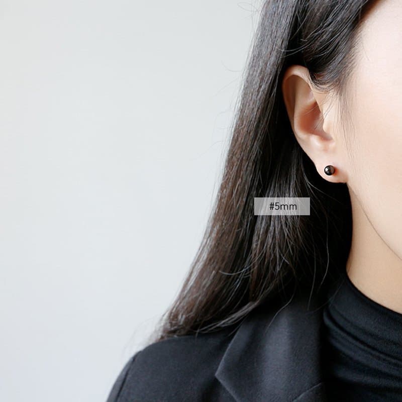 Black Round Bean 925 Sterling Silver Stud Earrings