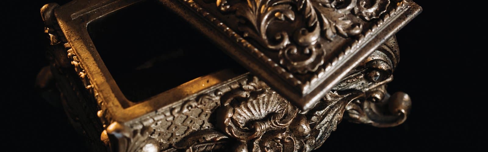 Vintage Jewellery
