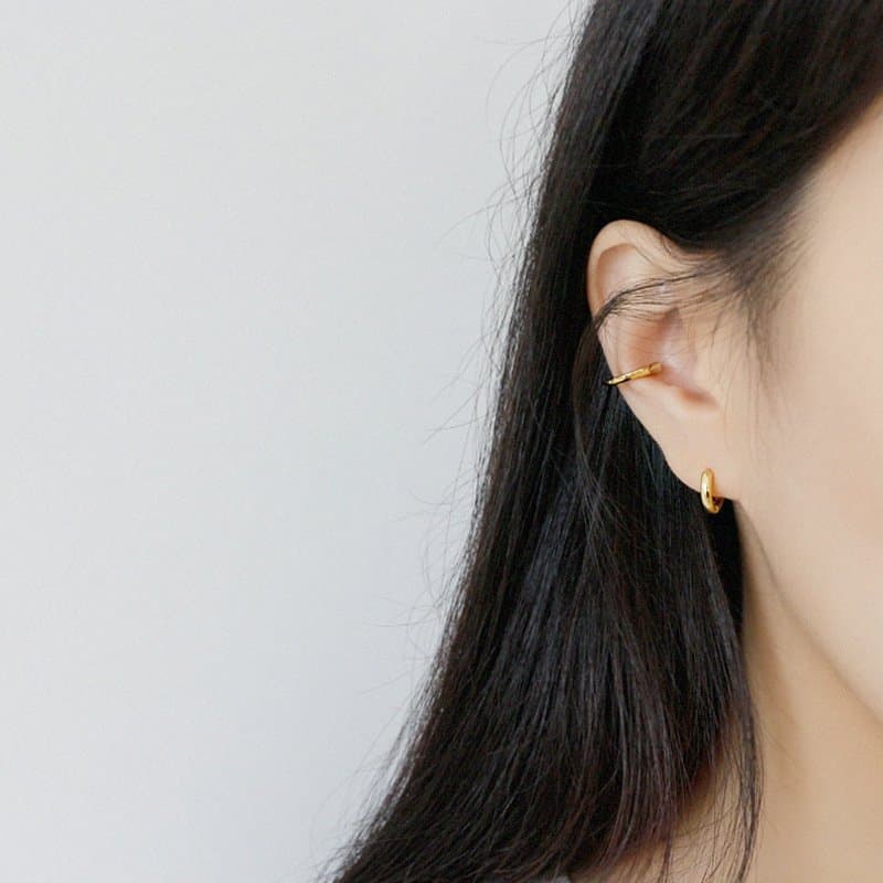 Mini Geometric Circle 925 Sterling Silver Huggie Hoop Earrings