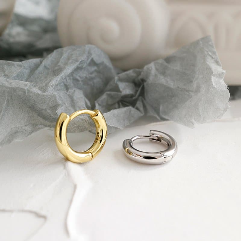 Mini Geometric Circle 925 Sterling Silver Huggie Hoop Earrings