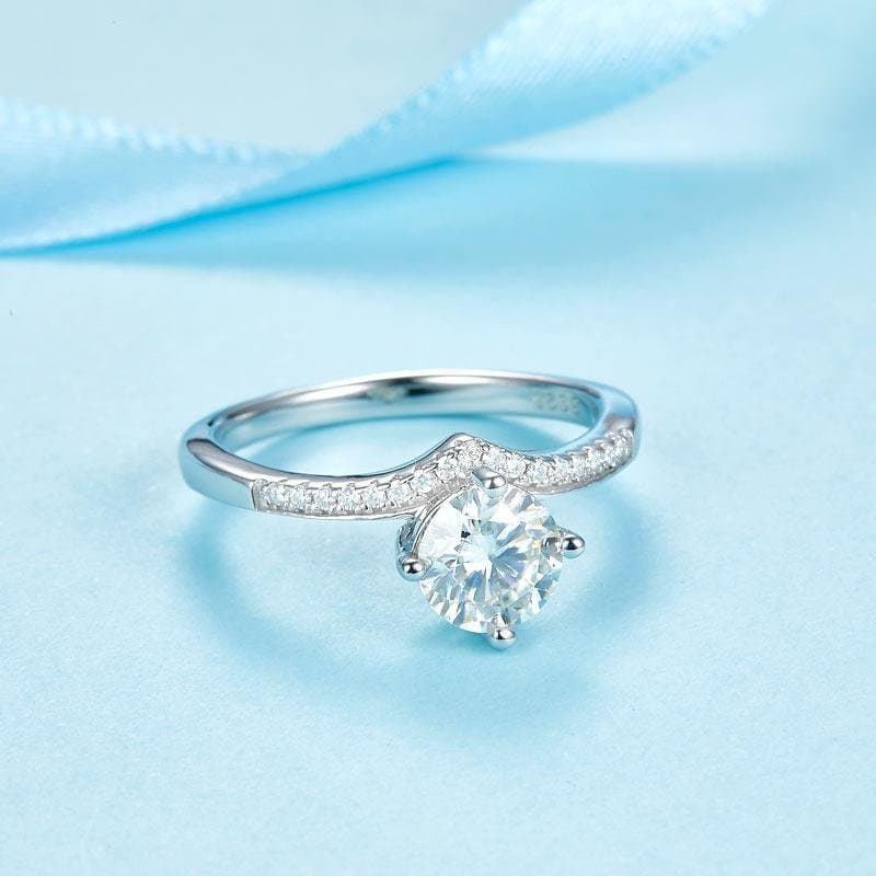 1 Carat Moissanite Diamond Engagement Ring