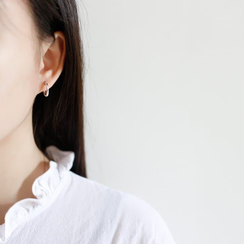 Round 925 Sterling Silver Hoop Earrings