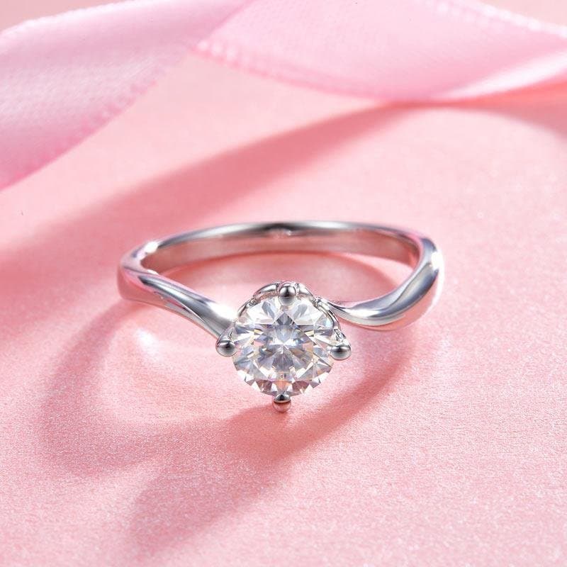 1 Carat Moissanite Diamond Swirl Solitaire Ring