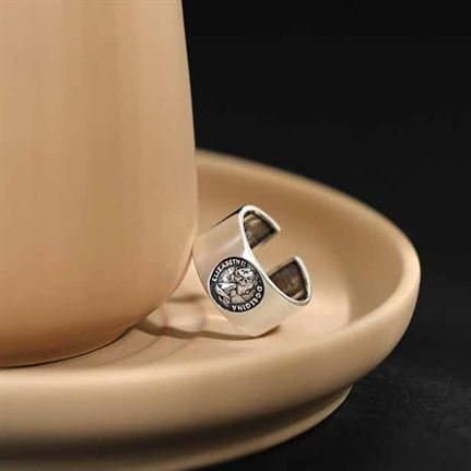 Elizabethan Portrait 925 Sterling Silver Adjustable Ring