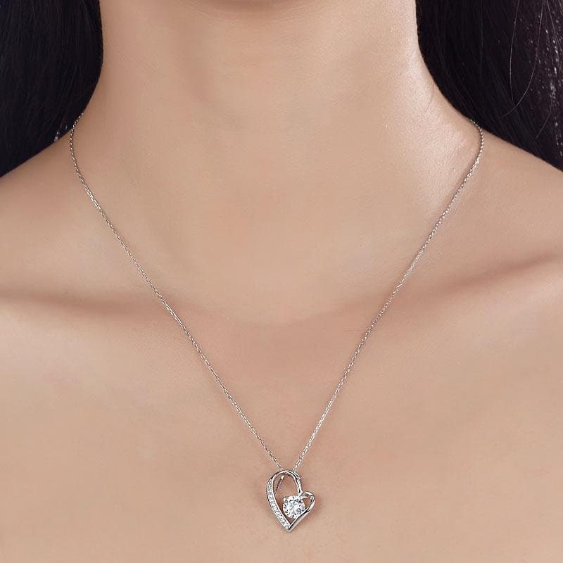 Heartr Pendant Necklace