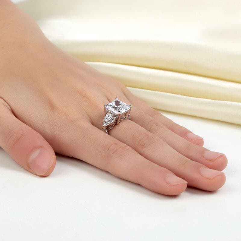 Vintage 4 Ct Created Diamond Ring