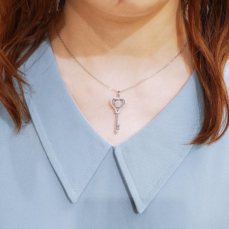 1 Carat Moissanite Diamond Dancing Stone Key Necklace