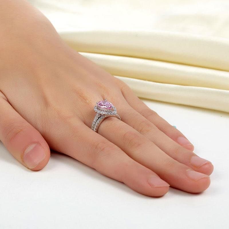 2 Carat Pear Cut Pink Created Diamond Ring