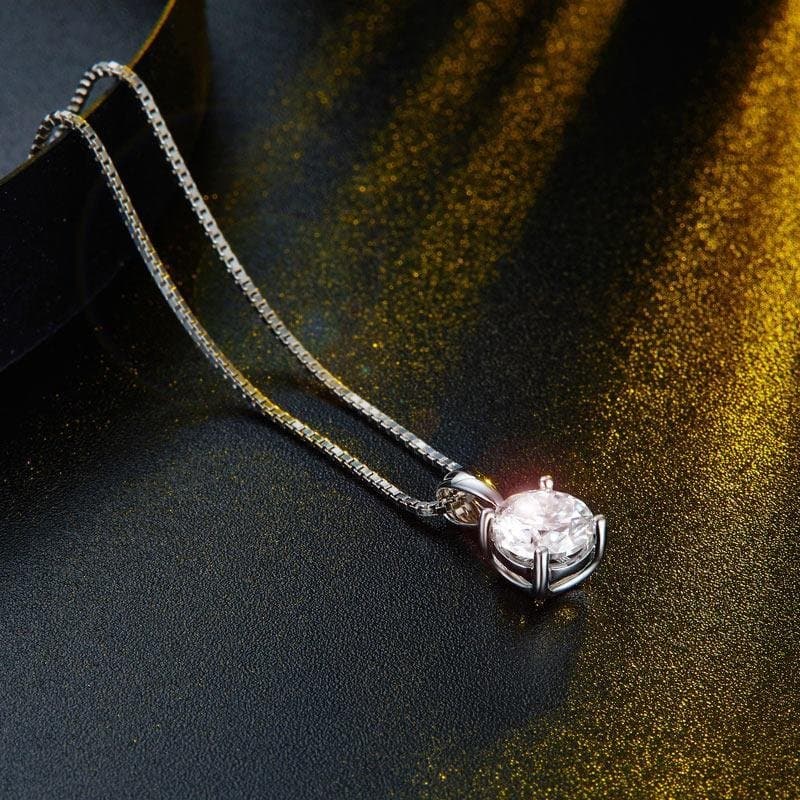 1 Carat Moissanite Diamond Pendant Necklace