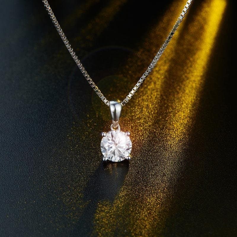1 Carat Moissanite Diamond Pendant Necklace