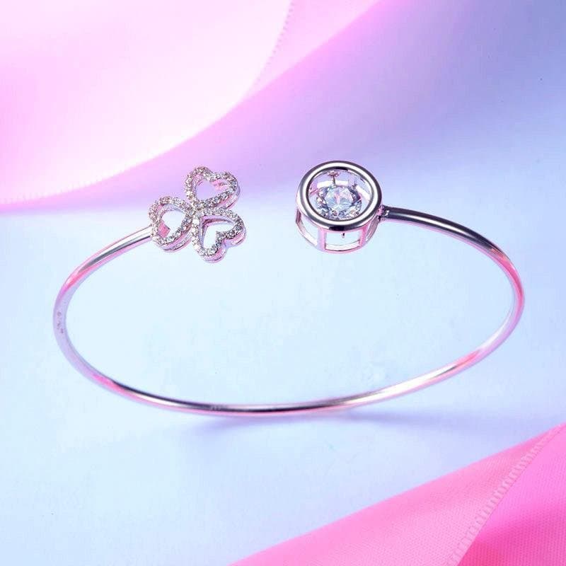 Dancing Stone 3 Hearts Flower Bangle