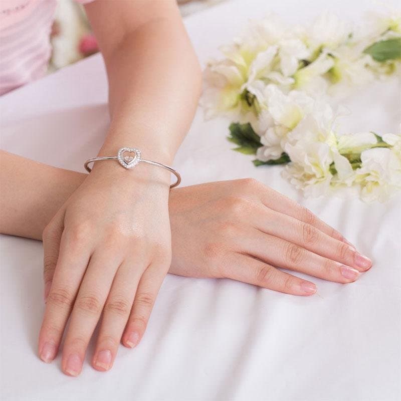 Dancing Stone Heart Bangle