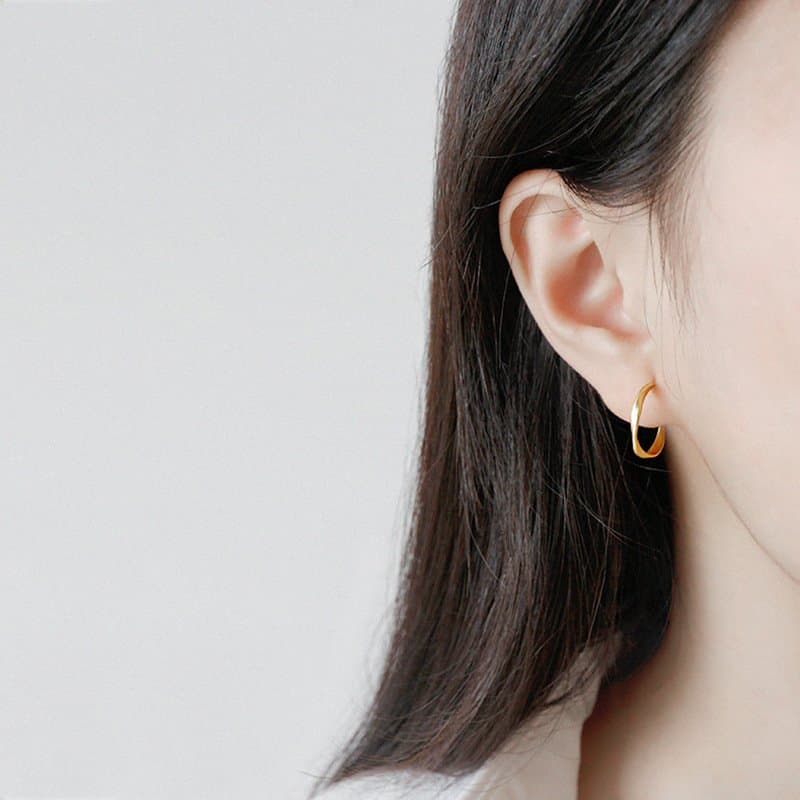 Twisting 925 Sterling Silver Hoop Earrings
