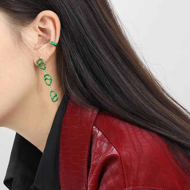 Asymmetric Green Hollow Pig Noise 925 Sterling Silver Dangling Earrings