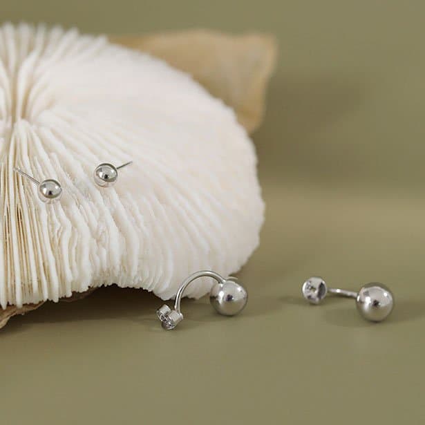 Classic Round Beads 925 Sterling Silver Stud Earrings