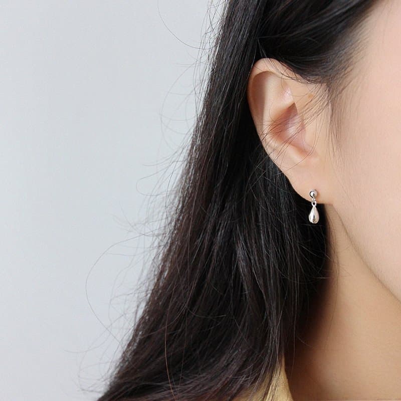 Drop Water Girl 925 Sterling Silver Stud Earrings