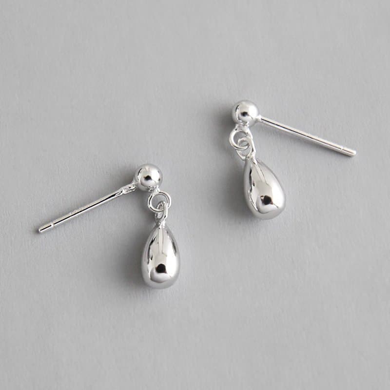 Drop Water Girl 925 Sterling Silver Stud Earrings
