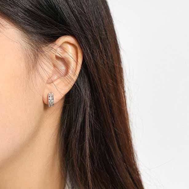 Gear Circle 925 Sterling Silver Huggie Hoop Earrings