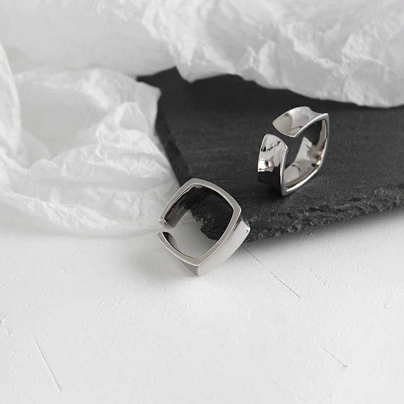 Geometric Twisted Square 925 Sterling Silver Adjustable Ring