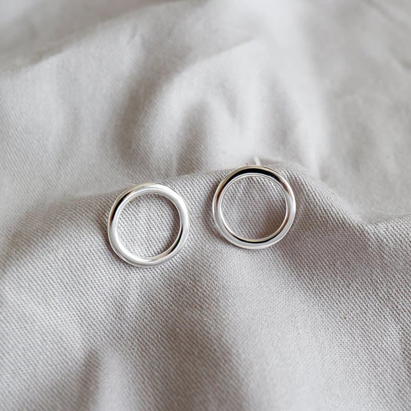 Hollow Circle Geometric 925 Sterling Silver Stud Earrings
