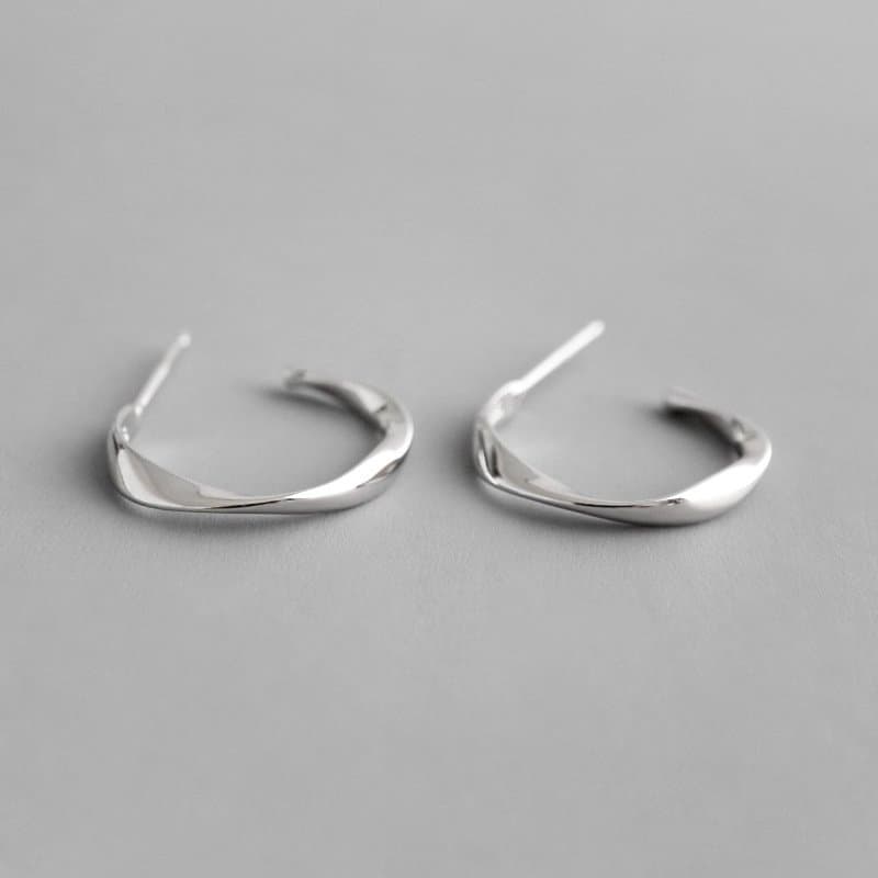 Mobius Twisted 925 Sterling Silver Hoop Earrings