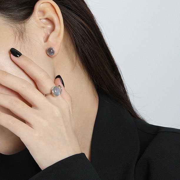 Round Natural Abradorite 925 Sterling Silver Stud Earrings