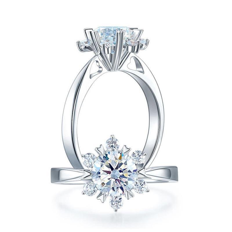 1 Carat Moissanite Diamond Flower Engagement Ring